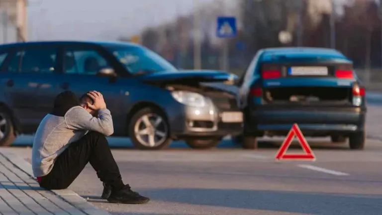 5 Tips for Insurance Settlements from a Car Accident Lawyer Toronto