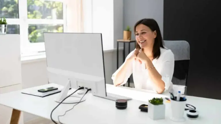 6 Ways Virtual Services Can Help Your Business Thrive