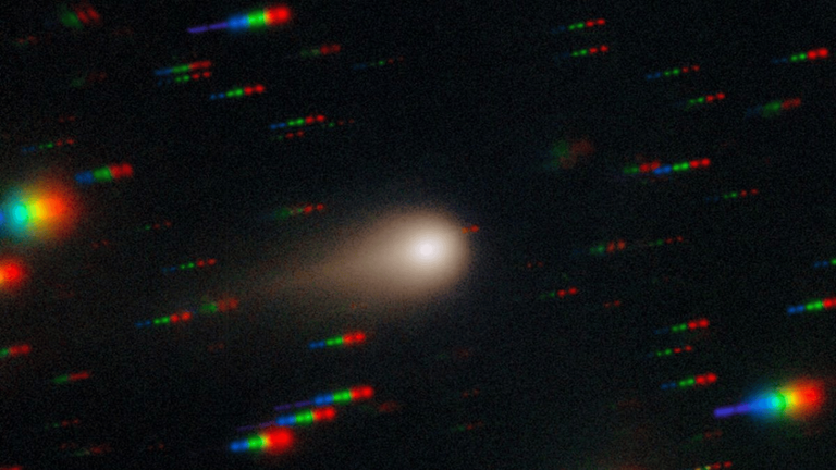 Alien Tech? 3I/ATLAS Comet Defies Sun, Shocks Scientists