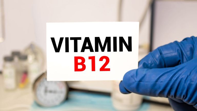 B12 Deficiency Signs, Symptoms, and the Role of Supplements
