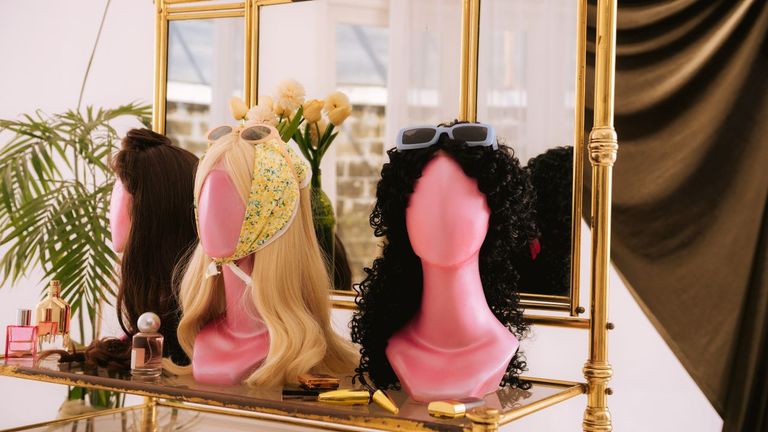 Best Salt And Pepper Wigs: Synthetic or Human Hair