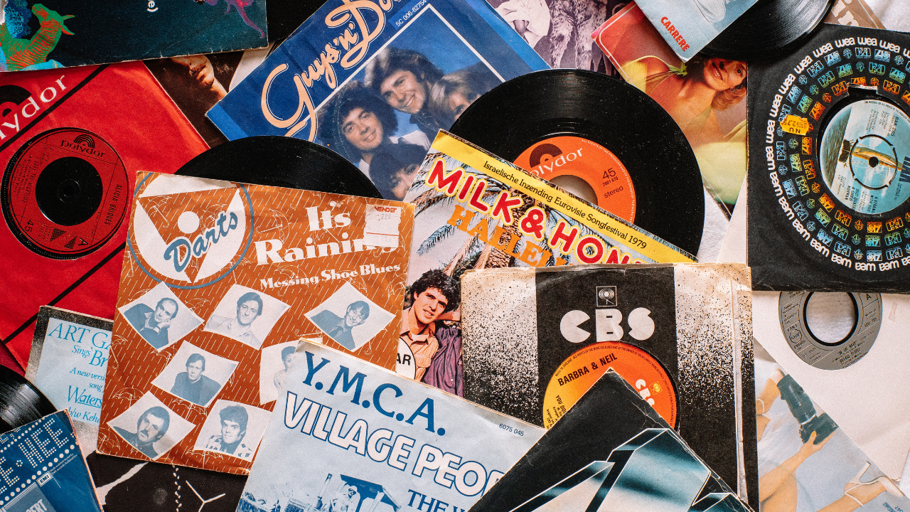 Best Vinyl Record Gifts for Collectors