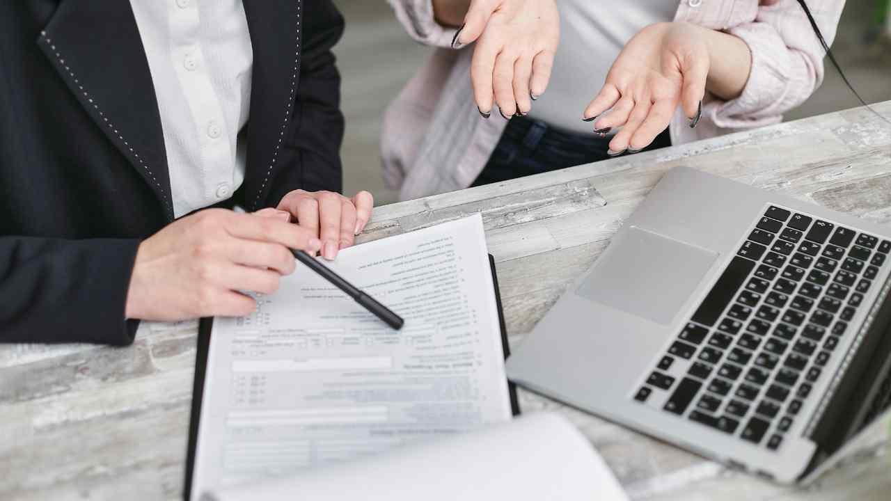 Choosing the Right Mortgage Lender Key Factors to Consider