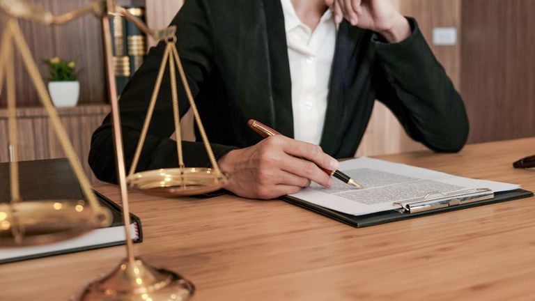 How On The Job Injury Lawyers Help Fight Employer Negligence