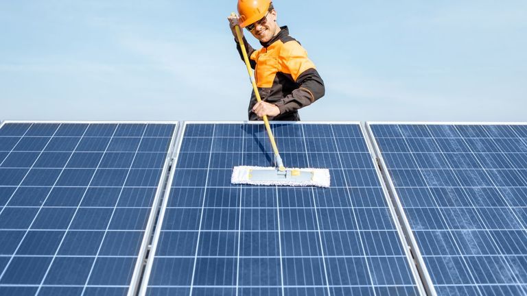 How Solar Maintenance Services Benefit the Environment