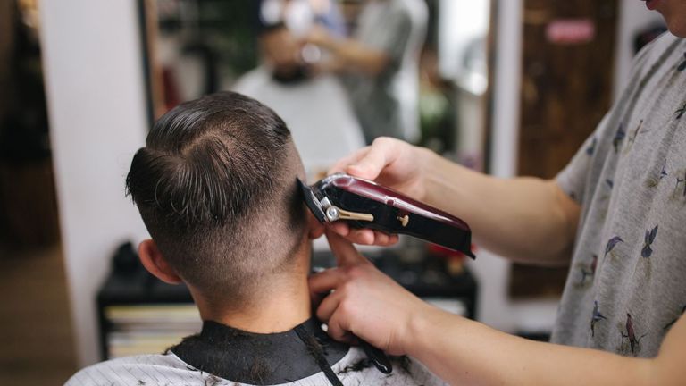 How to Use Hair Styling Products for Men for Maximum Effect