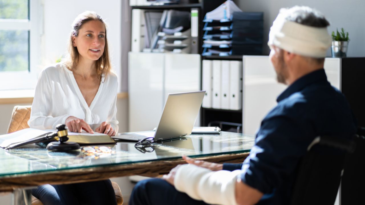 Legal Steps Every Worker Should Take After an Injury