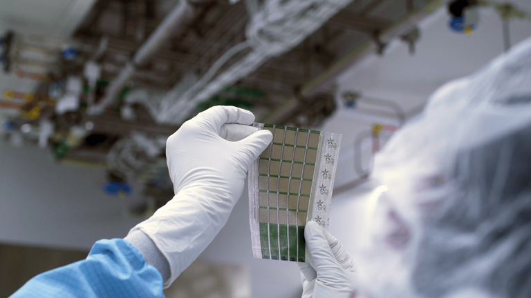MIT’s Paper-Thin Solar Cells Are 100x Lighter, 18x Stronger