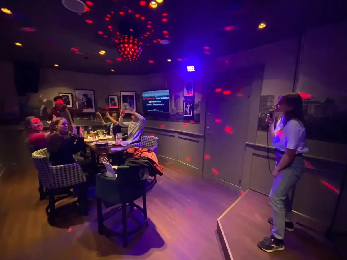 High-tech Korean karaoke bars