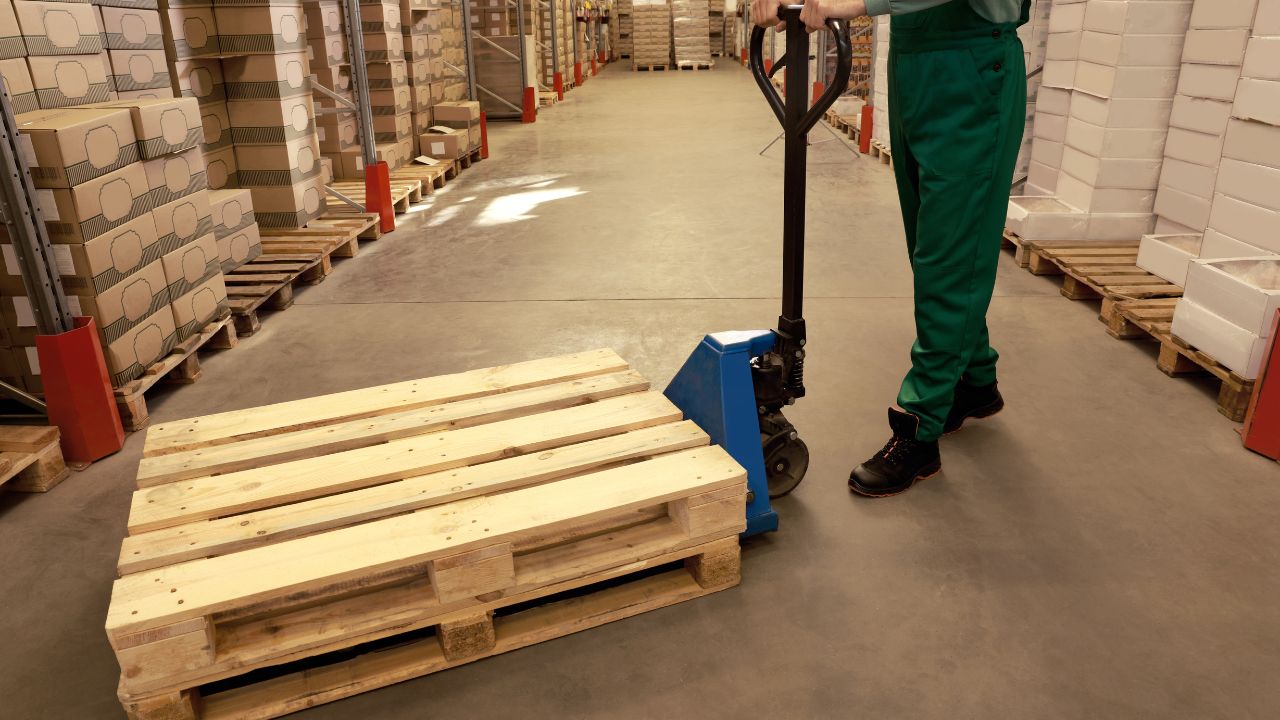 Purchasing Racks & Pallets Tips on Making a Good Business Move