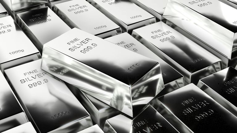 Reasons to Add 1 oz Silver Bars to Your Investments