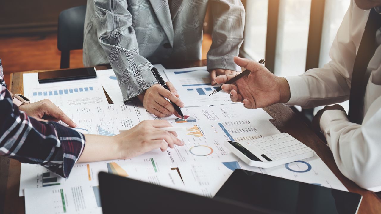 Strategic Investing The Critical Role of Market Research