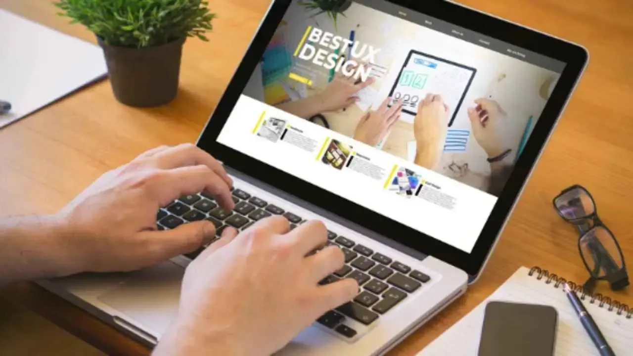 Web Design Tips to Help Roofing Companies Stand Out from the Competition