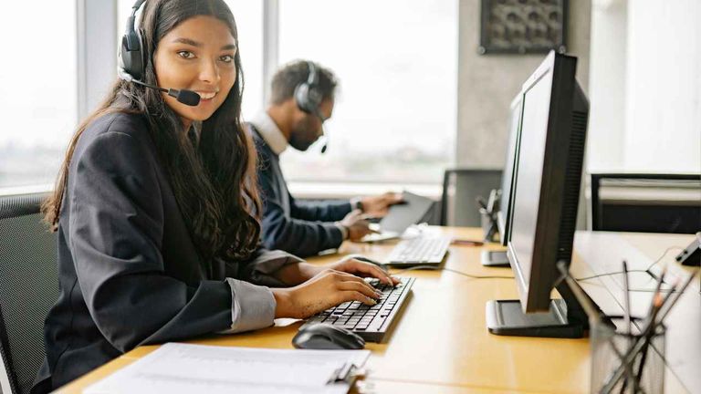 What to Look for When Choosing a Call Center for Your Business