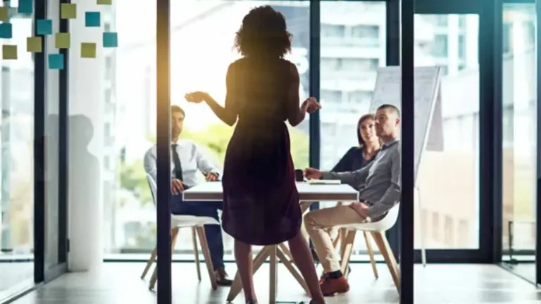 Why Choose an Online Educational Leadership Program A Simple Guide