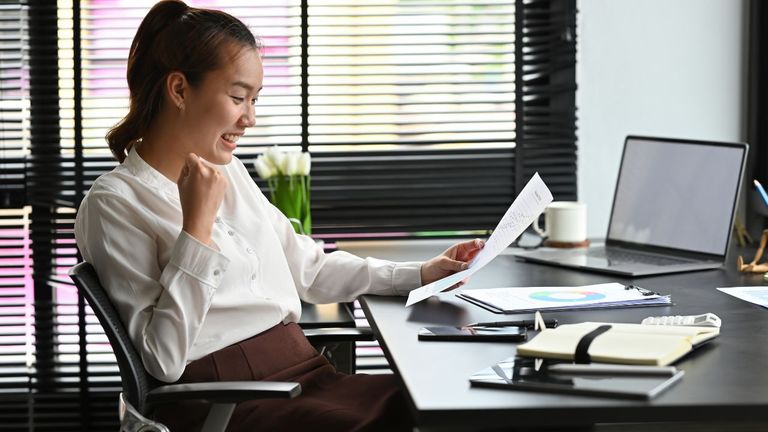 Young Professionals to Build Wealth and Achieve Financial Freedom