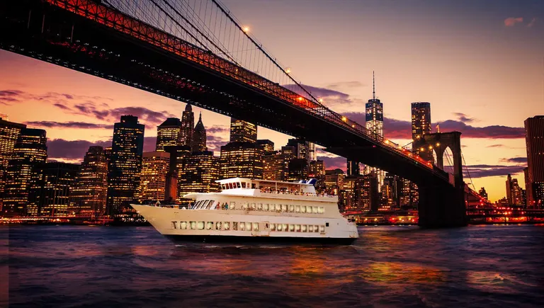 NYC dinner cruise 2025