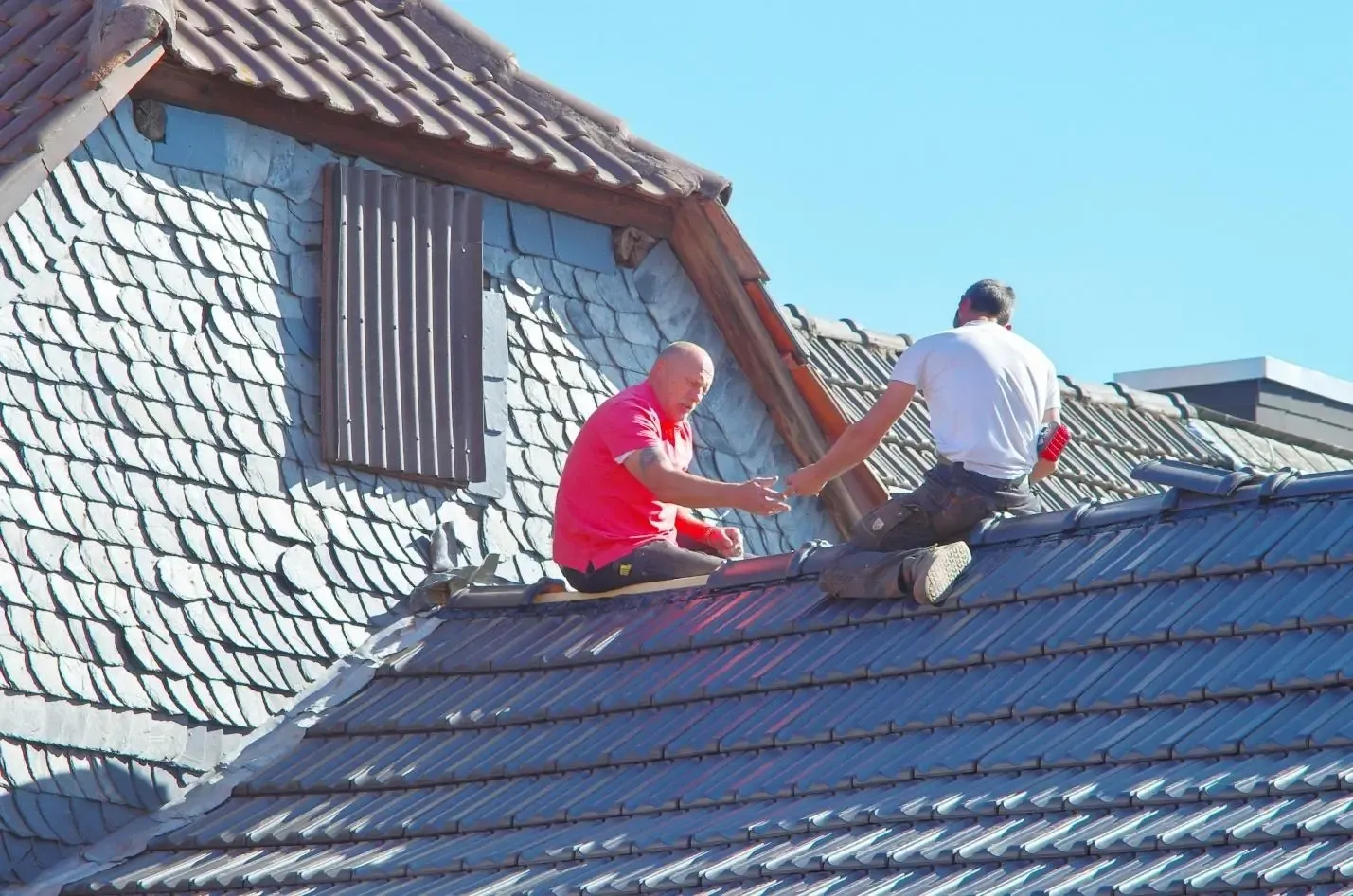 Roofing contractors in Portland