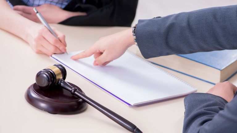 6 Tips to Prepare for the Initial Consultation with a Personal Injury Lawyer
