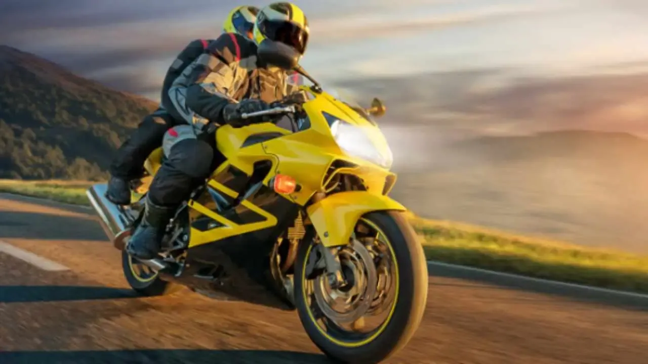 Essential Tips for Maintaining a Clean Motorcycle and Keeping the Paint Protected