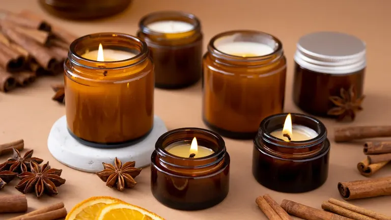 The Art and Science of Scented Candles Balancing Fragrance and Burn Quality