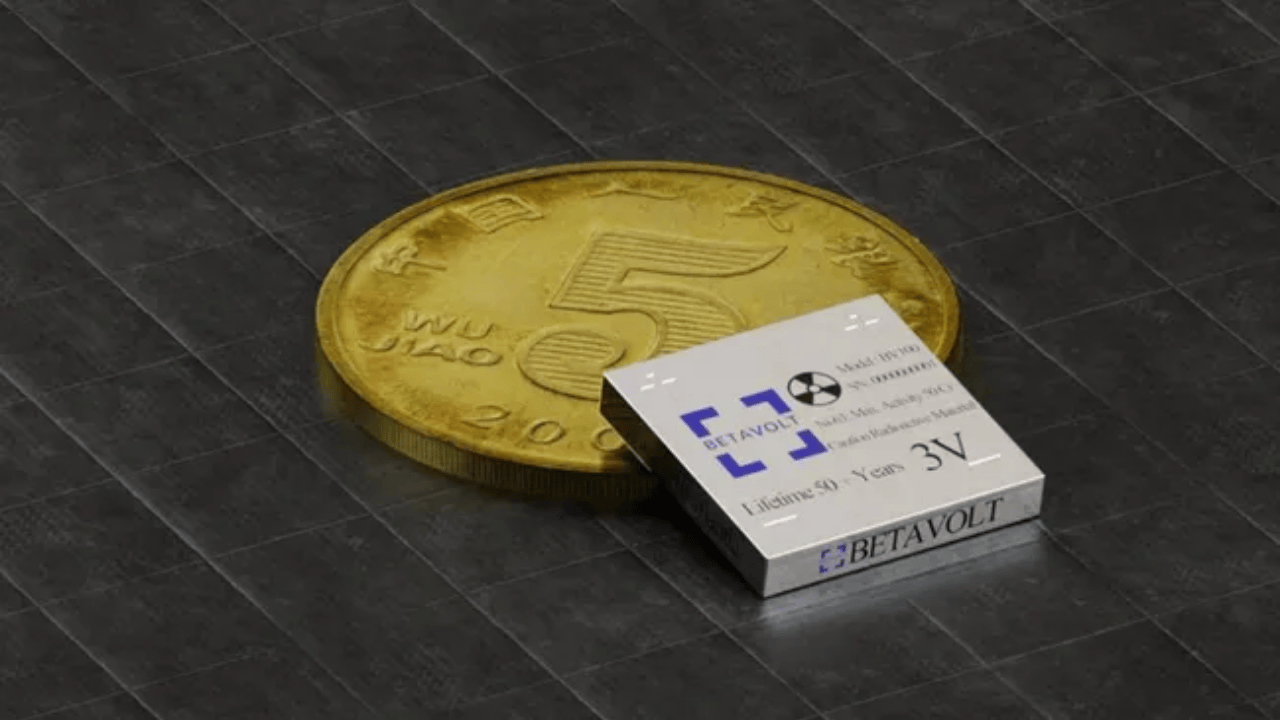 Tiny Coin-Sized Battery Lasts 50 Years Without Charging