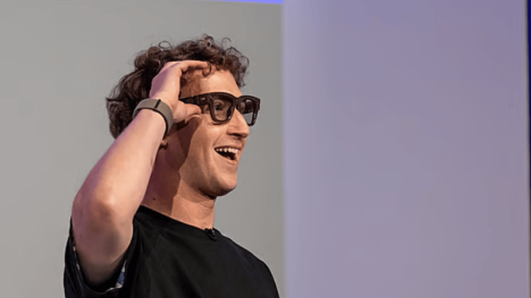 Zuckerberg Unveils Mind-Blowing AI Smart Glasses